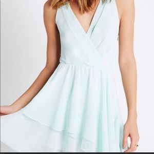 Gorgeous pale green BCBG summer dress
